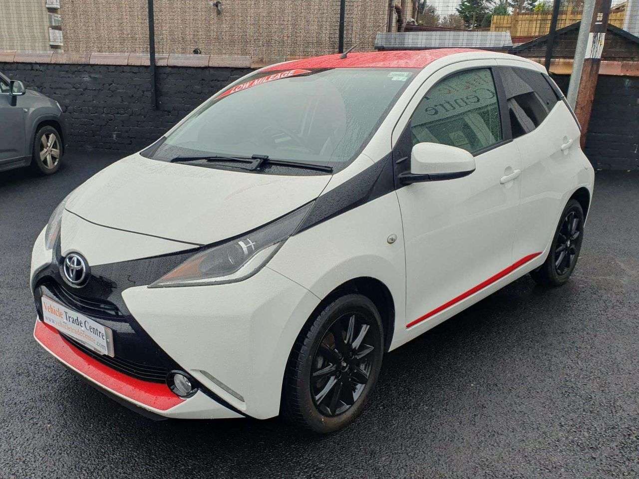 2018 TOYOTA AYGO 2018 TOYOTA AYGO