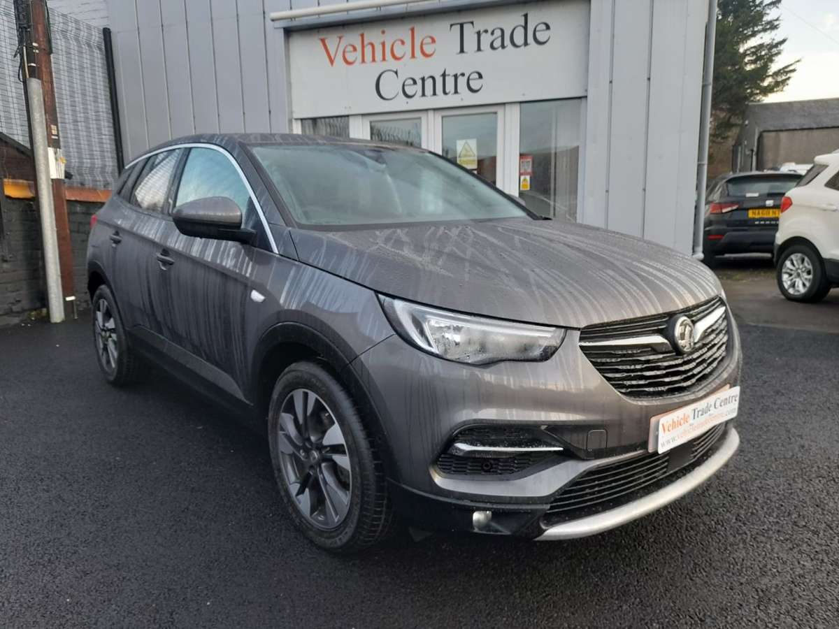 Check out this Vauxhall Grandland X 2018 Petrol Manual