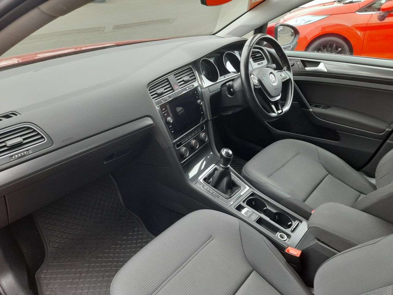 2018 VOLKSWAGEN GOLF 2018 VOLKSWAGEN GOLF