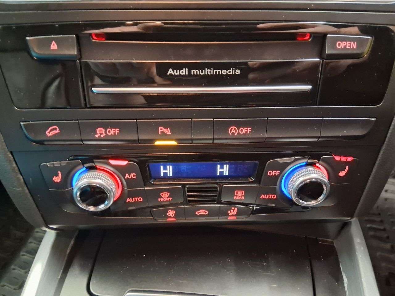 2015 AUDI Q5 2015 AUDI Q5