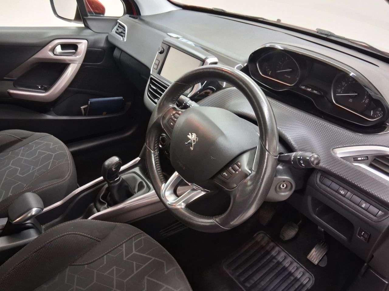 2016 PEUGEOT 2008 2016 PEUGEOT 2008