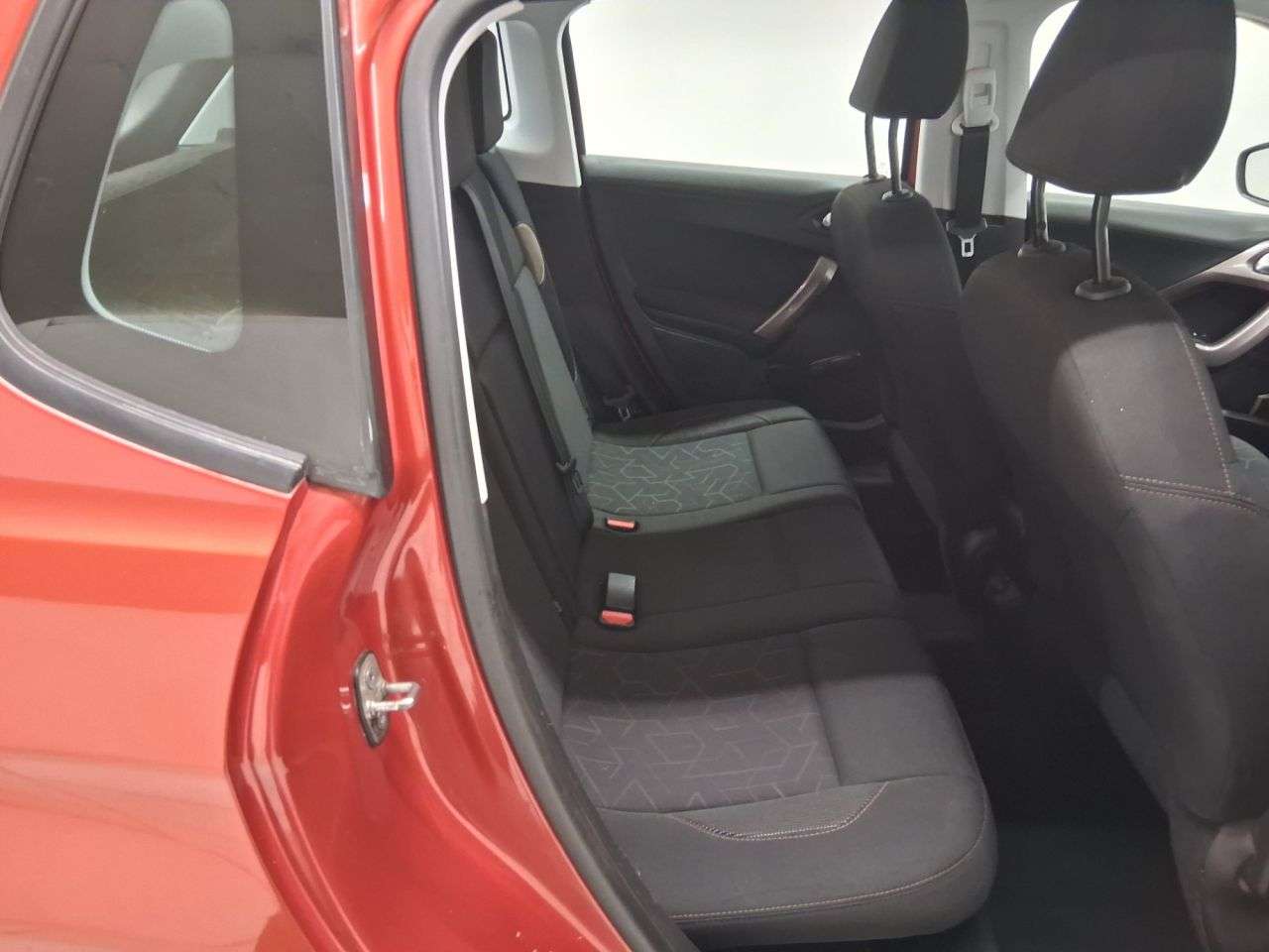 2016 PEUGEOT 2008 2016 PEUGEOT 2008