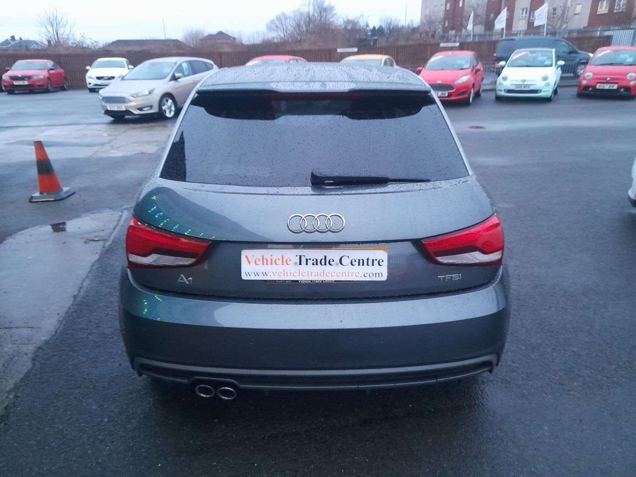 2016 AUDI A1 2016 AUDI A1