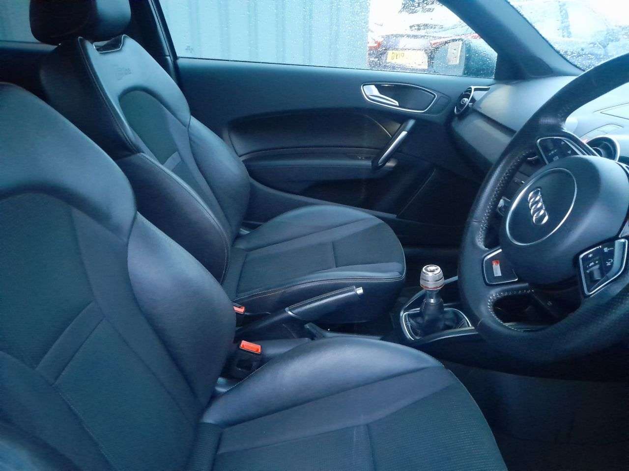 2016 AUDI A1 2016 AUDI A1