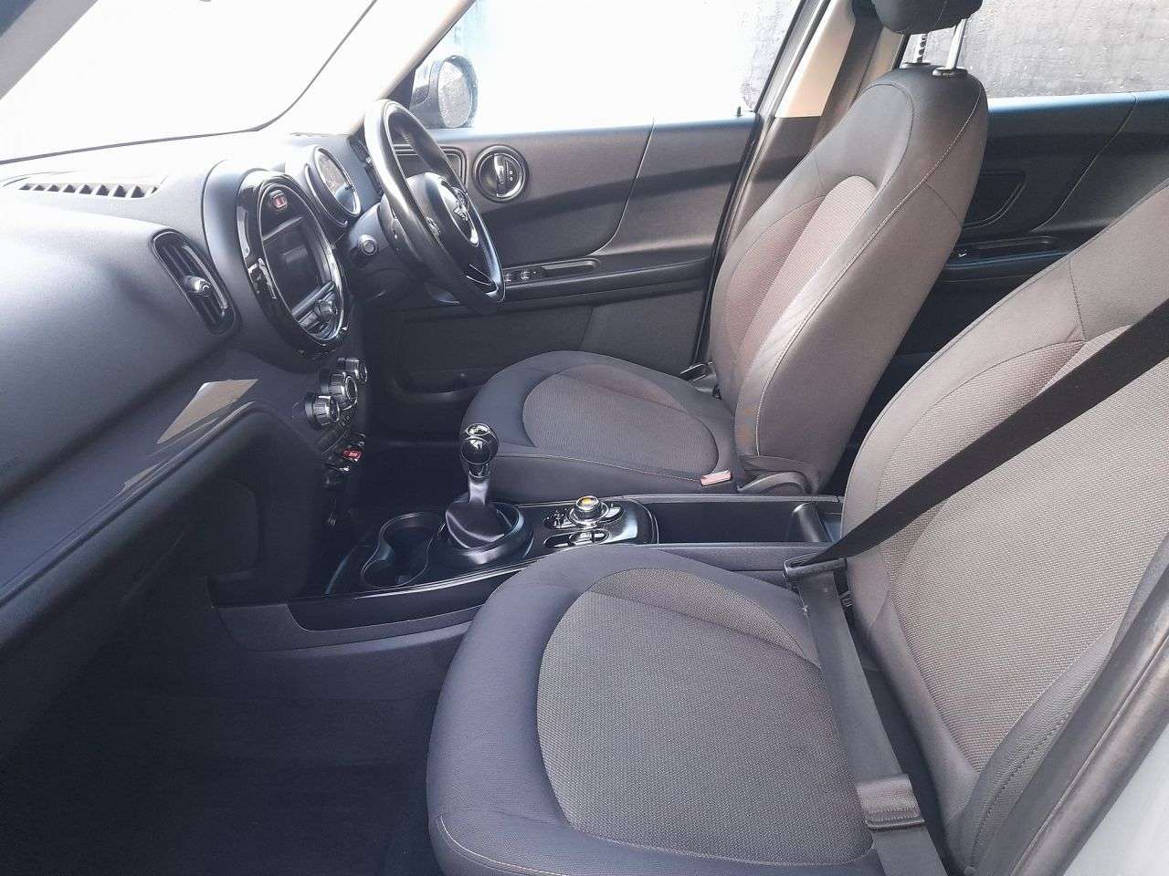 2018 MINI MINI COUNTRYMAN 2018 MINI MINI COUNTRYMAN