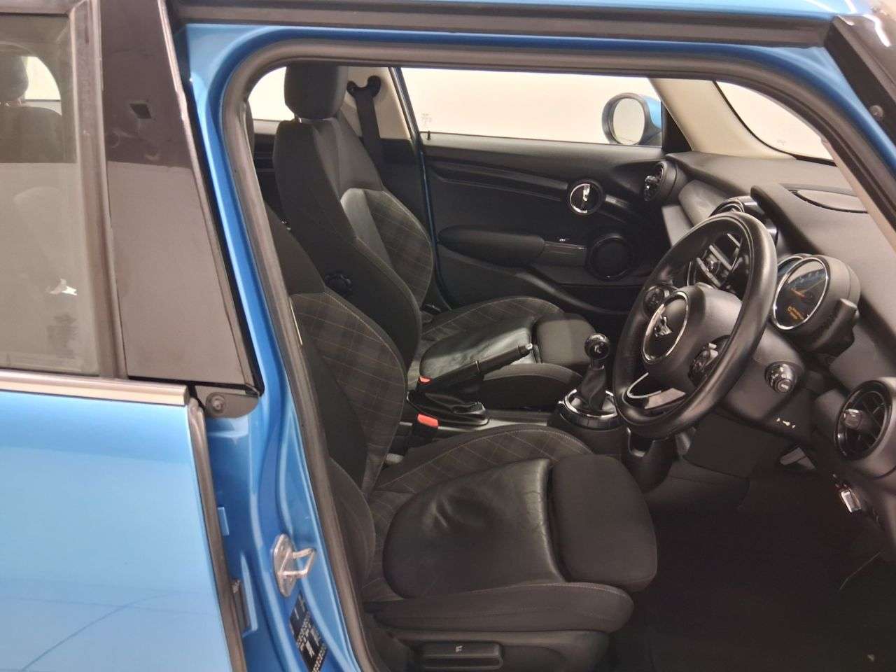 2016 MINI HATCH 2016 MINI HATCH