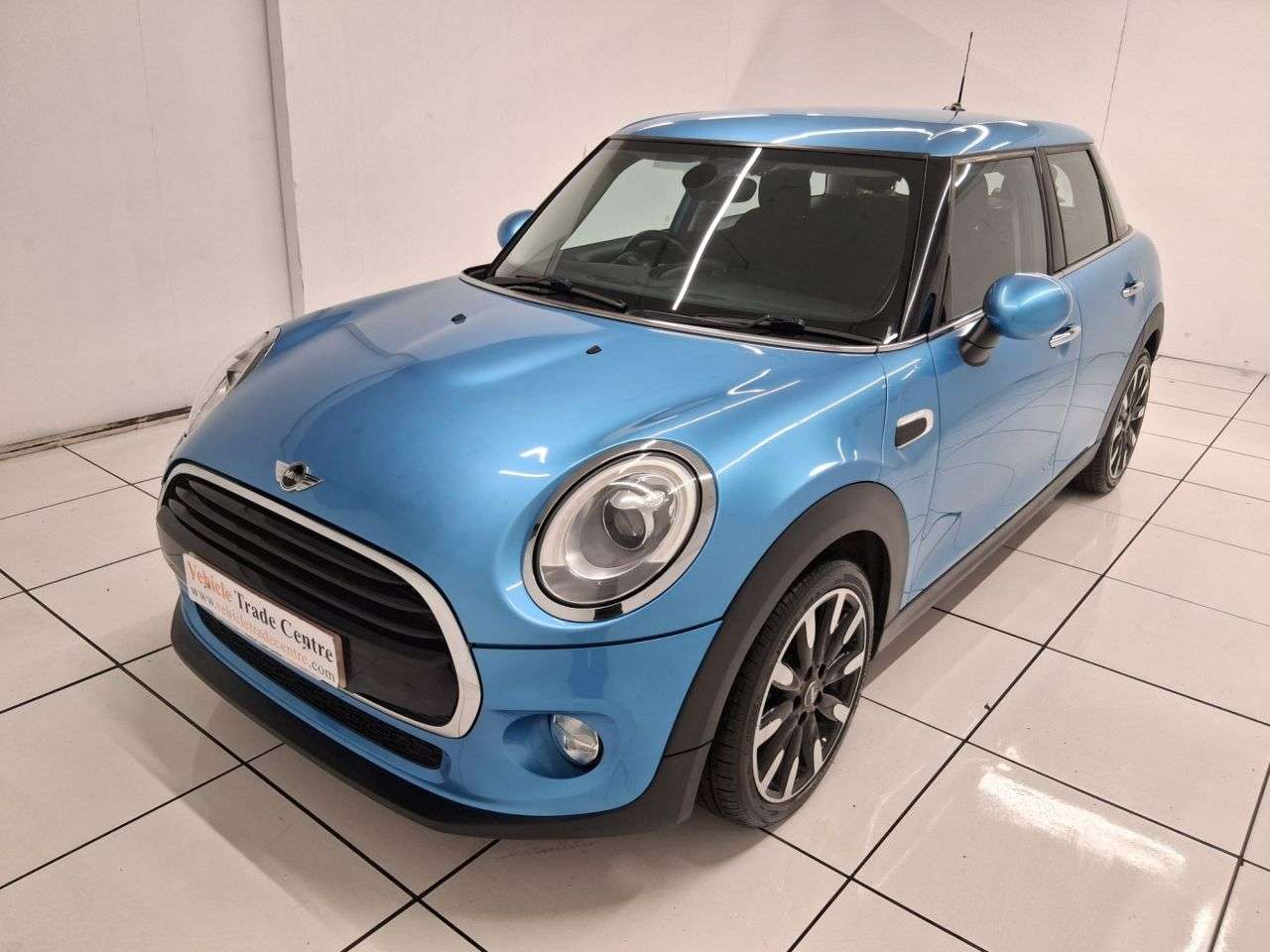 A 2016 MINI HATCH 1.5 Cooper D Hatchback 5dr Diesel Manual Euro 6 (s/s) (116 ps) A 2016 MINI HATCH 1.5 Cooper D Hatchback 5dr Diesel Manual Euro 6 (s/s) (116 ps)