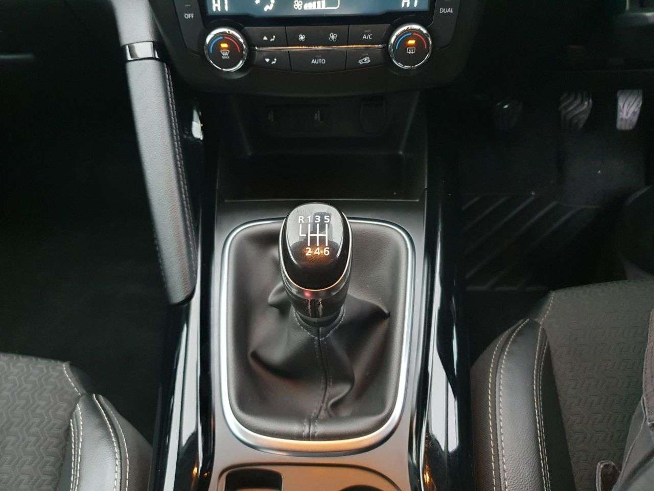 2017 RENAULT KADJAR 2017 RENAULT KADJAR