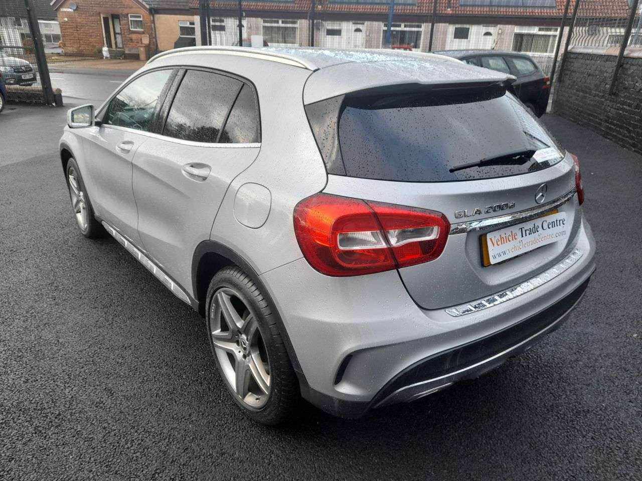 A 2017 MERCEDES-BENZ GLA 2.1 GLA200d AMG Line SUV 5dr Diesel 7G-DCT Euro 6 (s/s) (136 ps) A 2017 MERCEDES-BENZ GLA 2.1 GLA200d AMG Line SUV 5dr Diesel 7G-DCT Euro 6 (s/s) (136 ps)