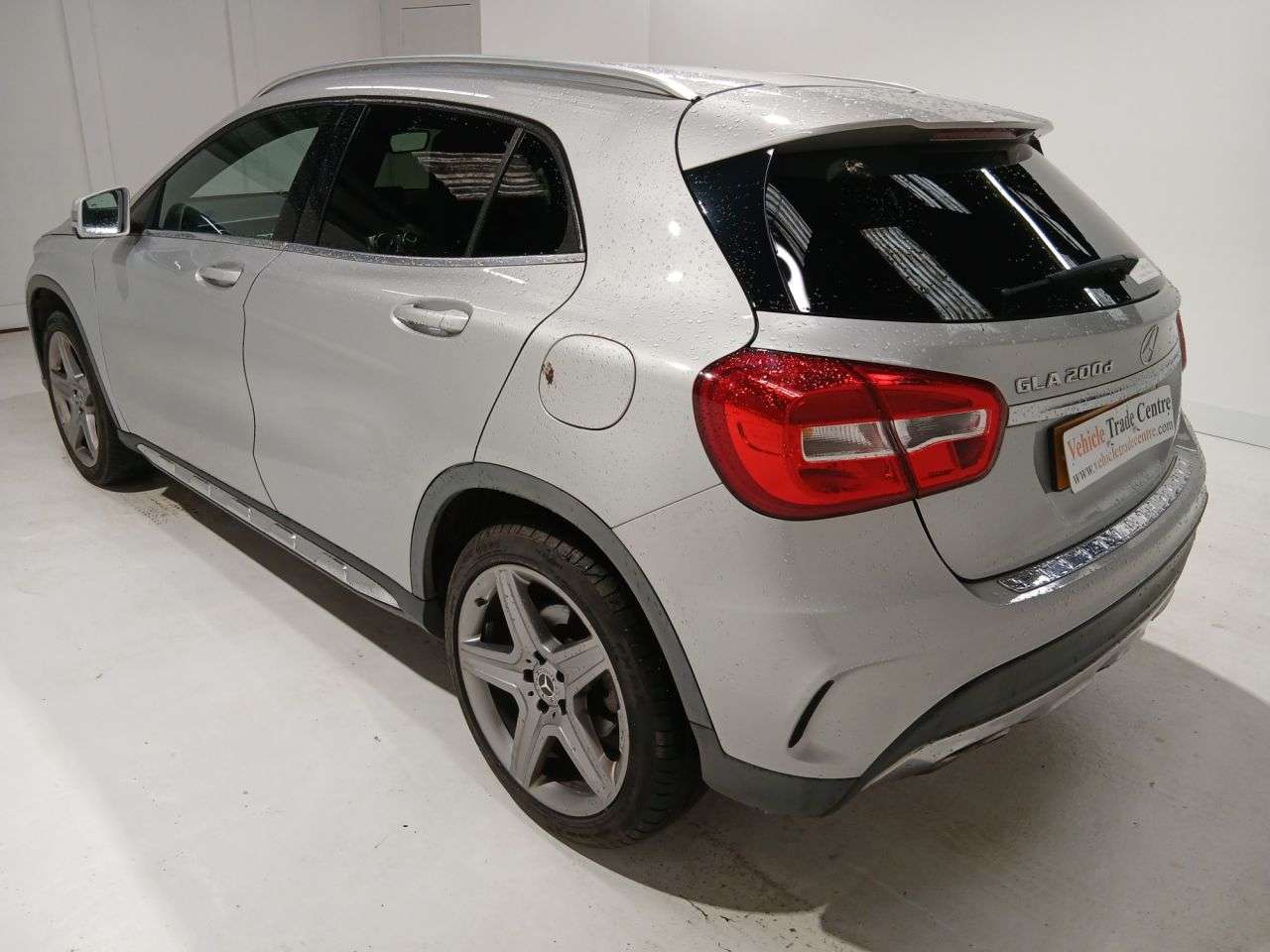 A 2017 MERCEDES-BENZ GLA 2.1 GLA200d AMG Line SUV 5dr Diesel 7G-DCT Euro 6 (s/s) (136 ps) A 2017 MERCEDES-BENZ GLA 2.1 GLA200d AMG Line SUV 5dr Diesel 7G-DCT Euro 6 (s/s) (136 ps)
