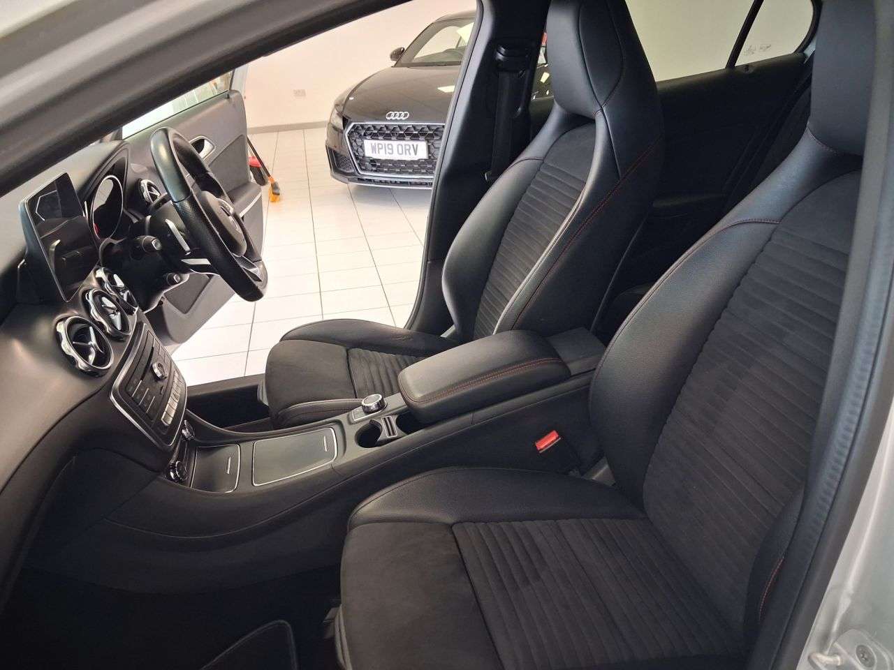 2017 MERCEDES-BENZ GLA 2017 MERCEDES-BENZ GLA