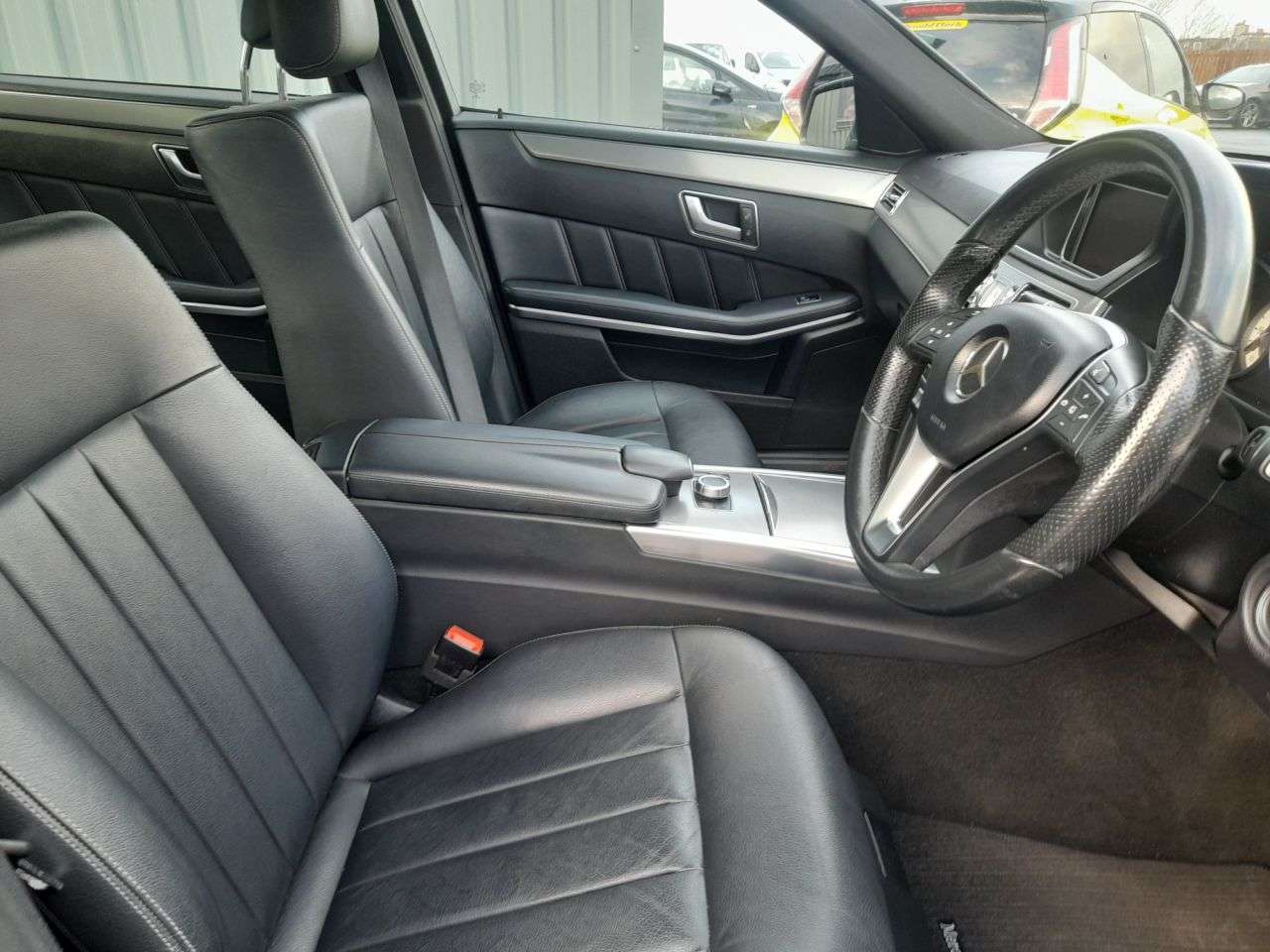 null MERCEDES-BENZ E CLASS null MERCEDES-BENZ E CLASS