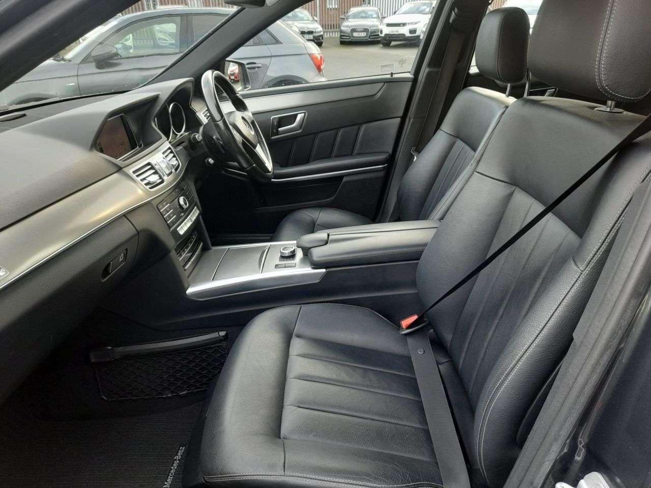 null MERCEDES-BENZ E CLASS null MERCEDES-BENZ E CLASS