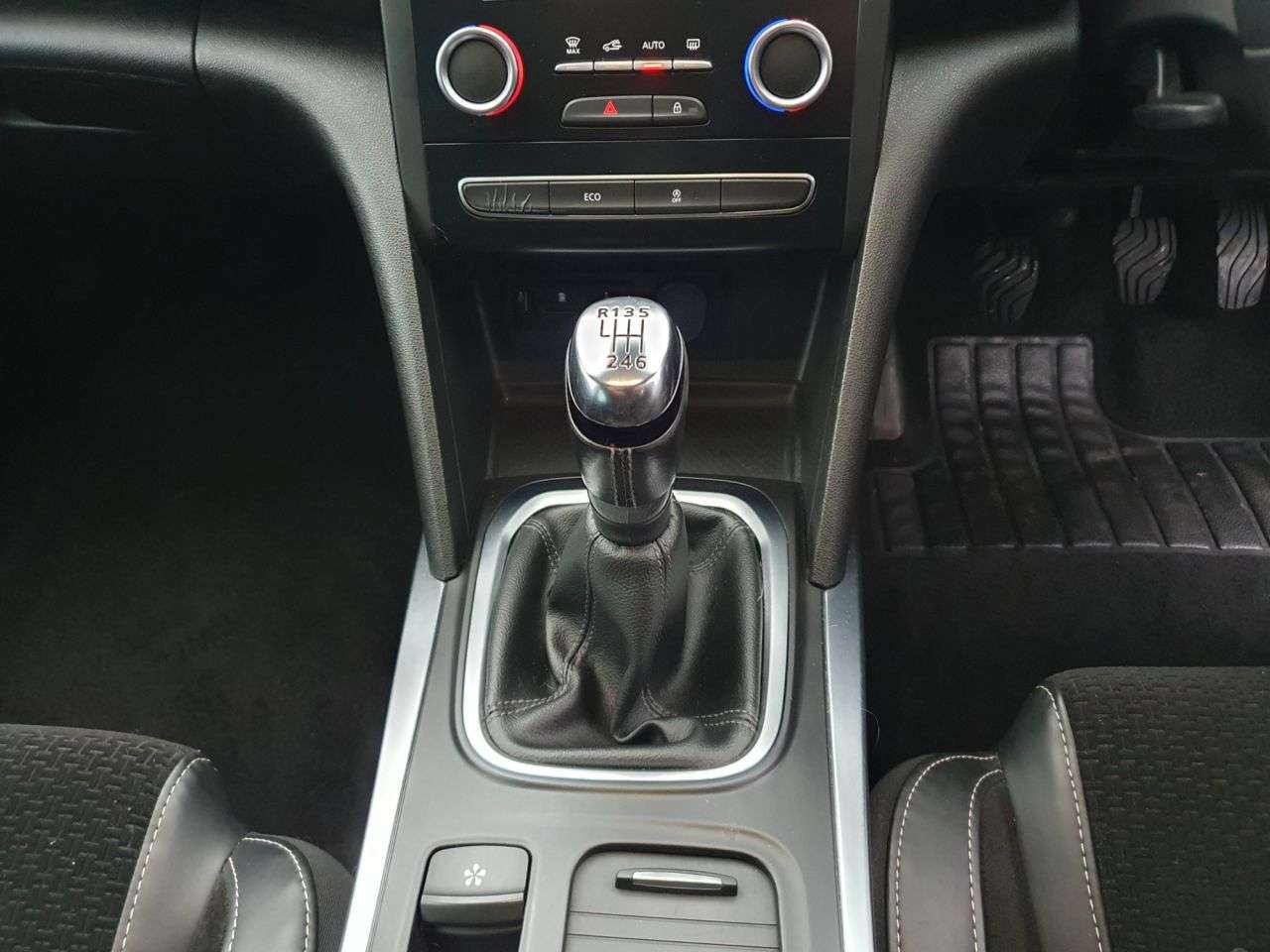 2017 RENAULT MEGANE 2017 RENAULT MEGANE