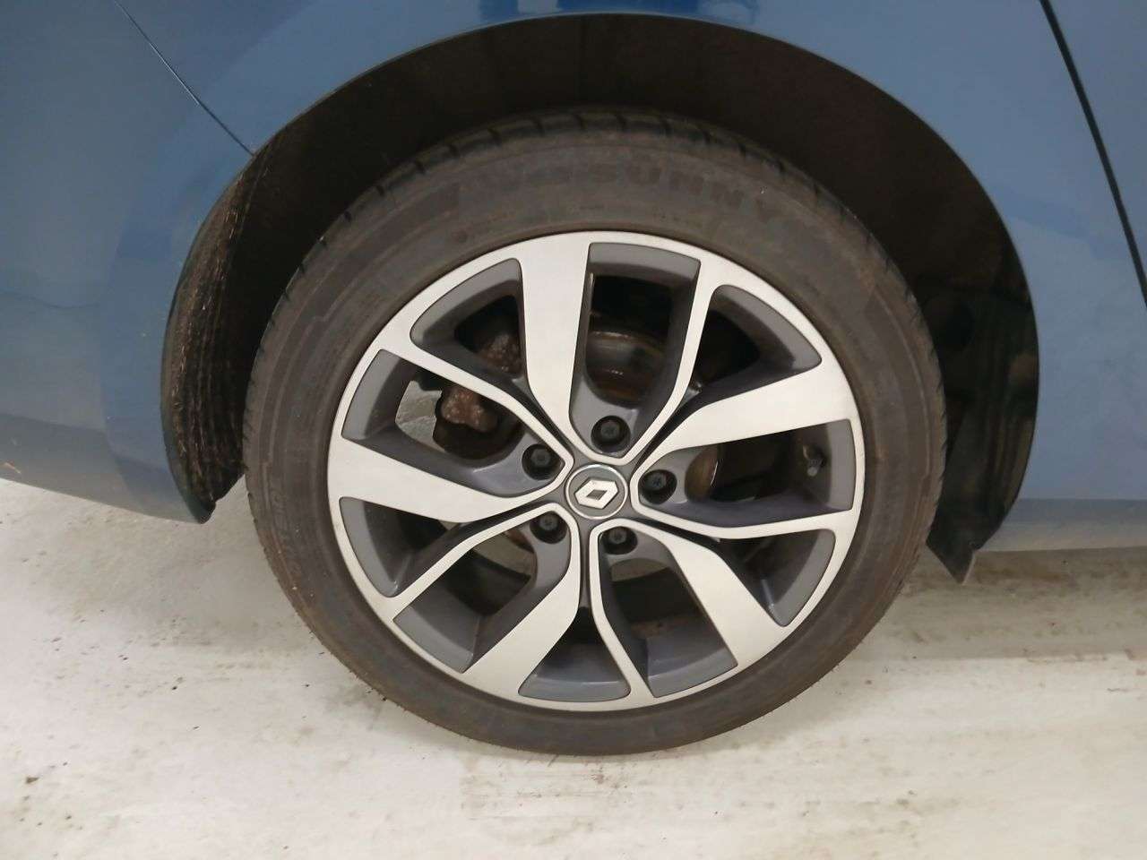 2017 RENAULT MEGANE 2017 RENAULT MEGANE