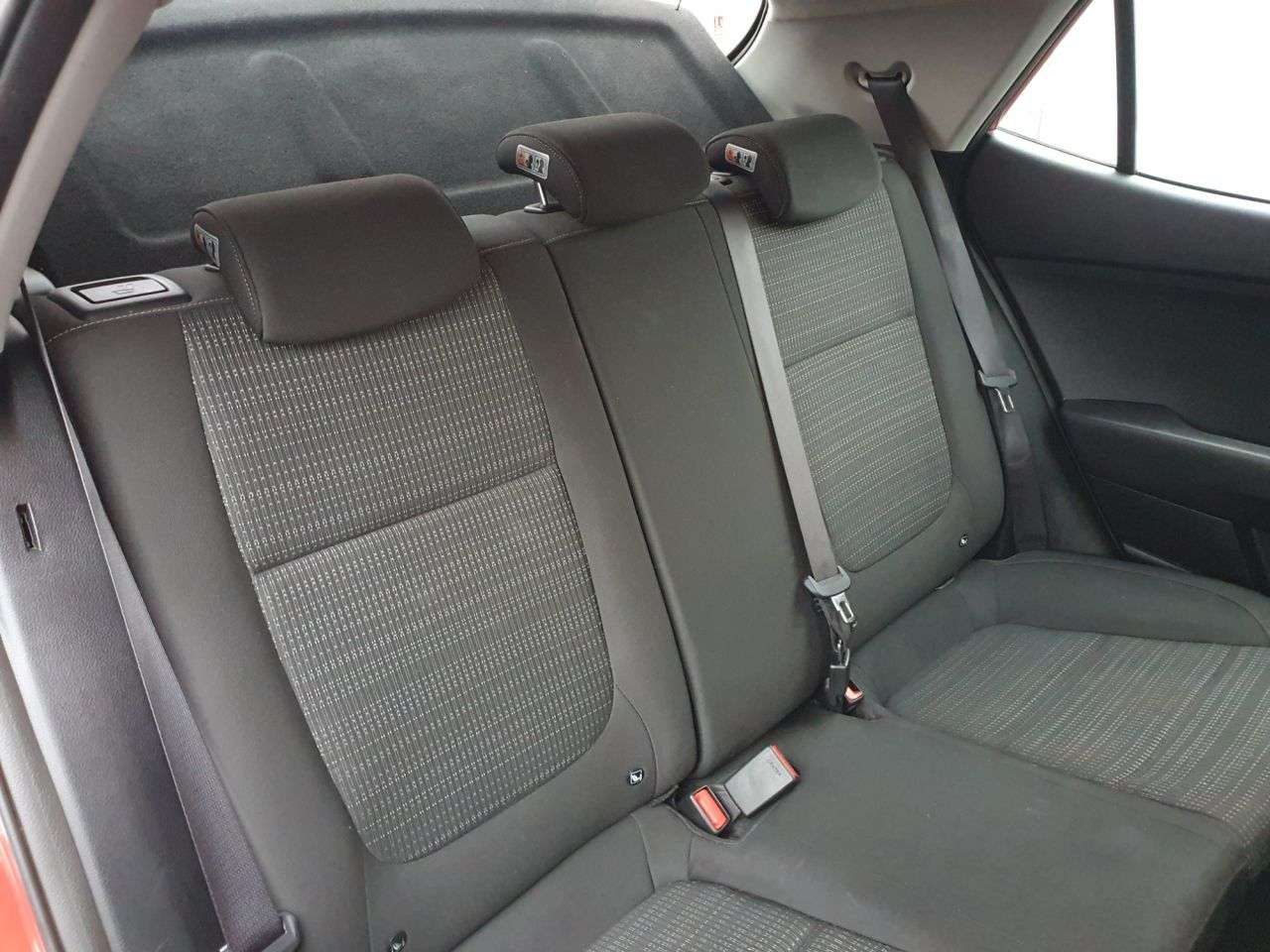 2018 KIA STONIC 2018 KIA STONIC