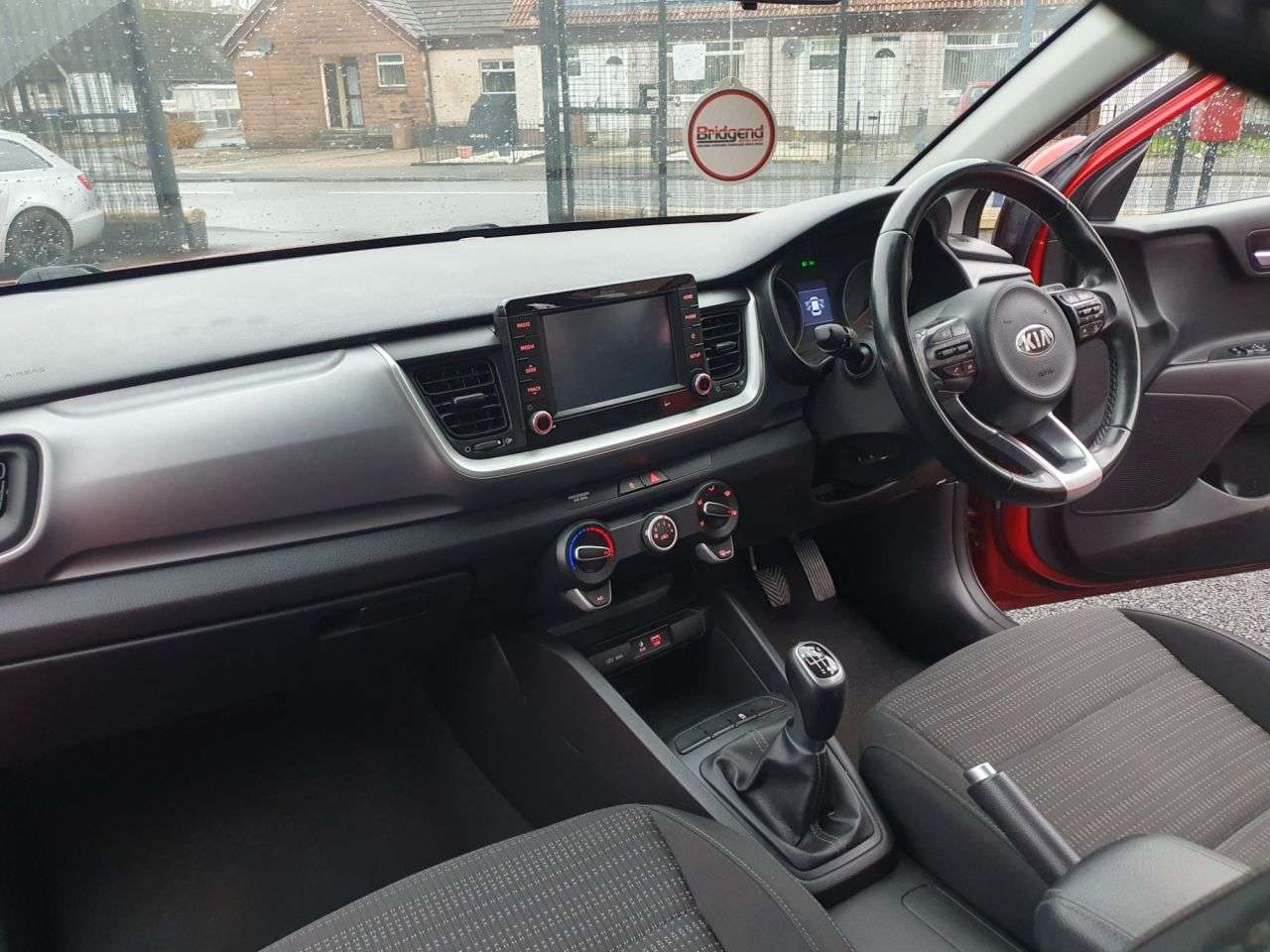 2018 KIA STONIC 2018 KIA STONIC