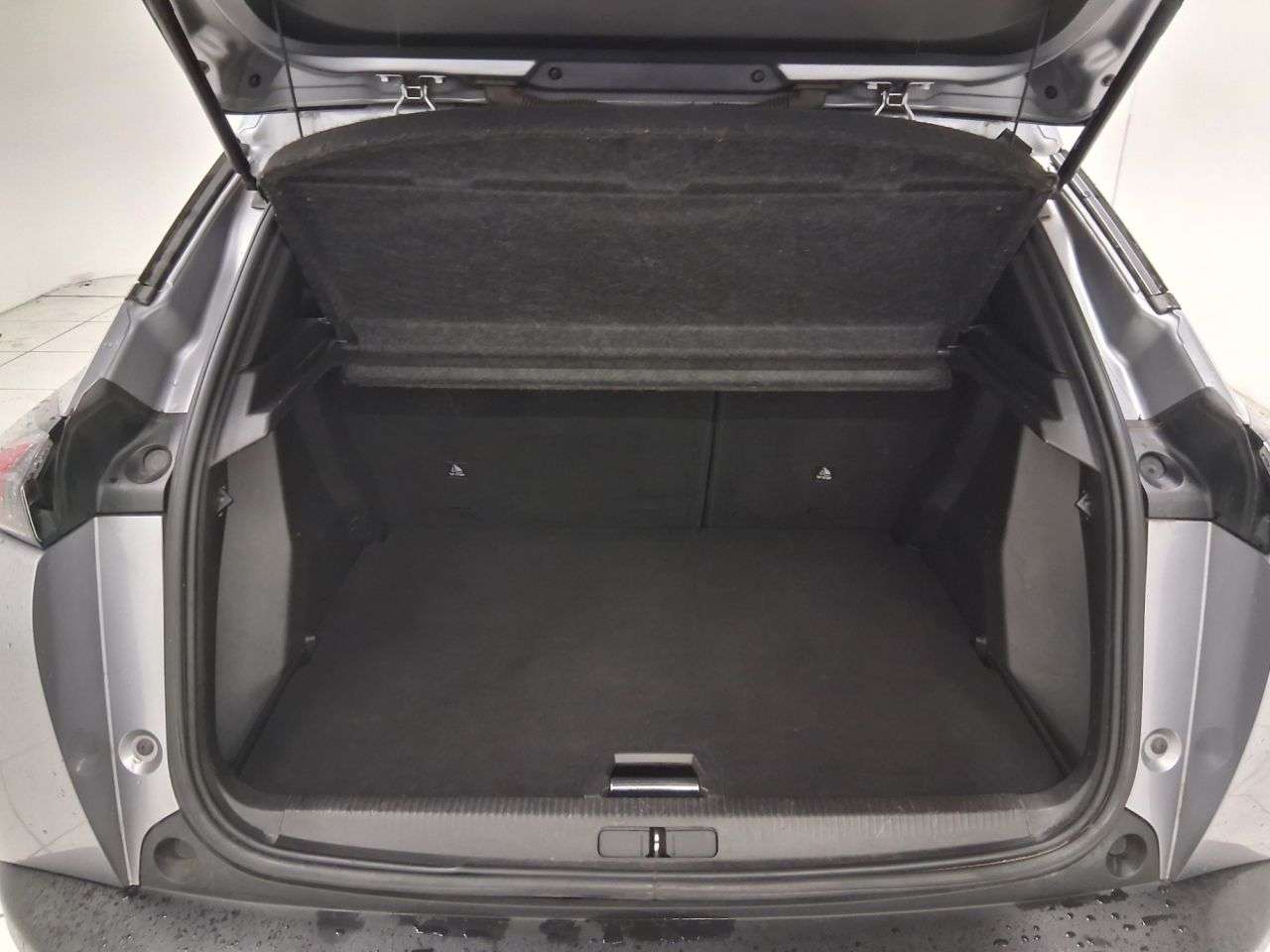 2021 PEUGEOT 2008 2021 PEUGEOT 2008