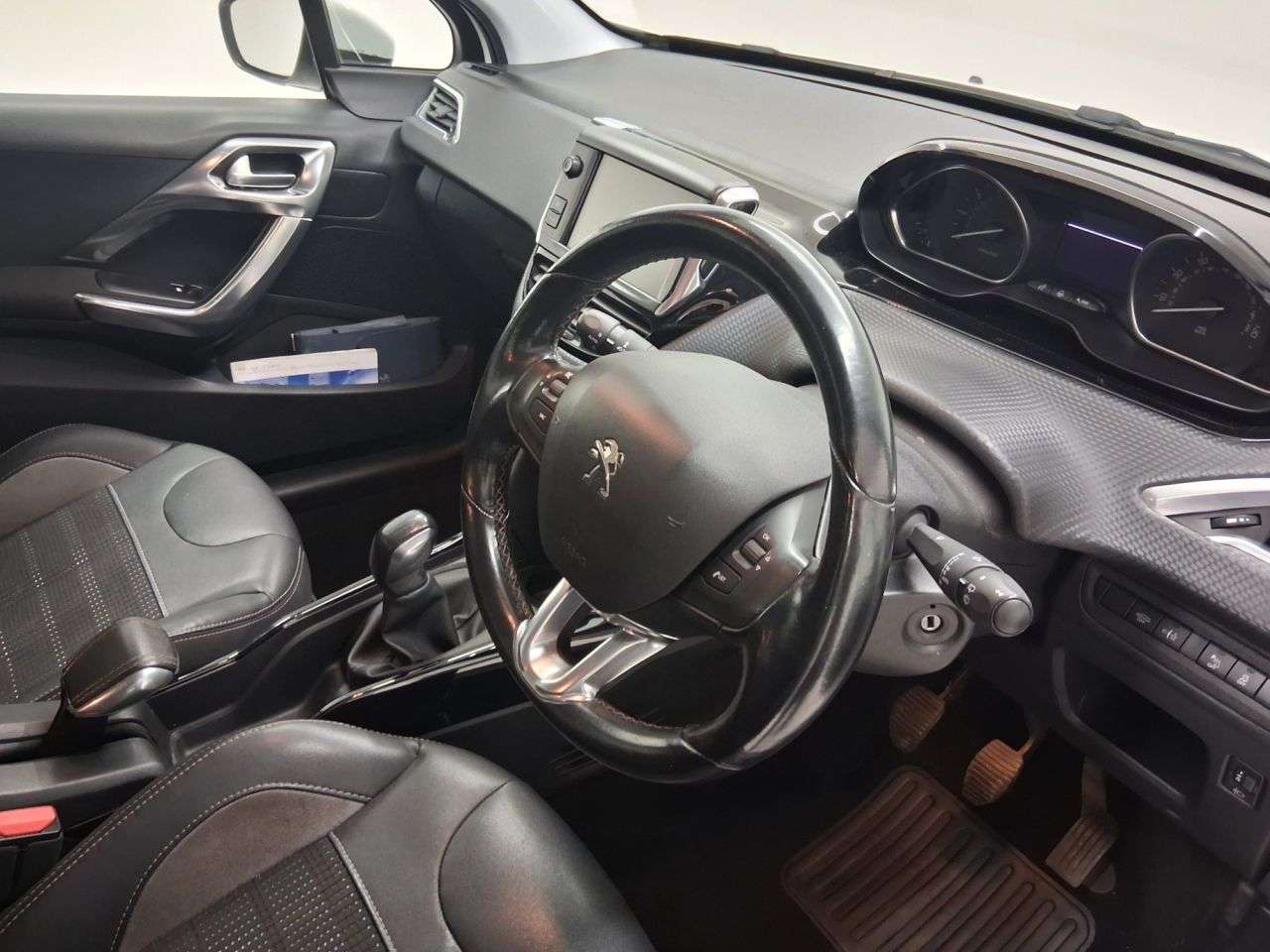 2017 PEUGEOT 2008 2017 PEUGEOT 2008
