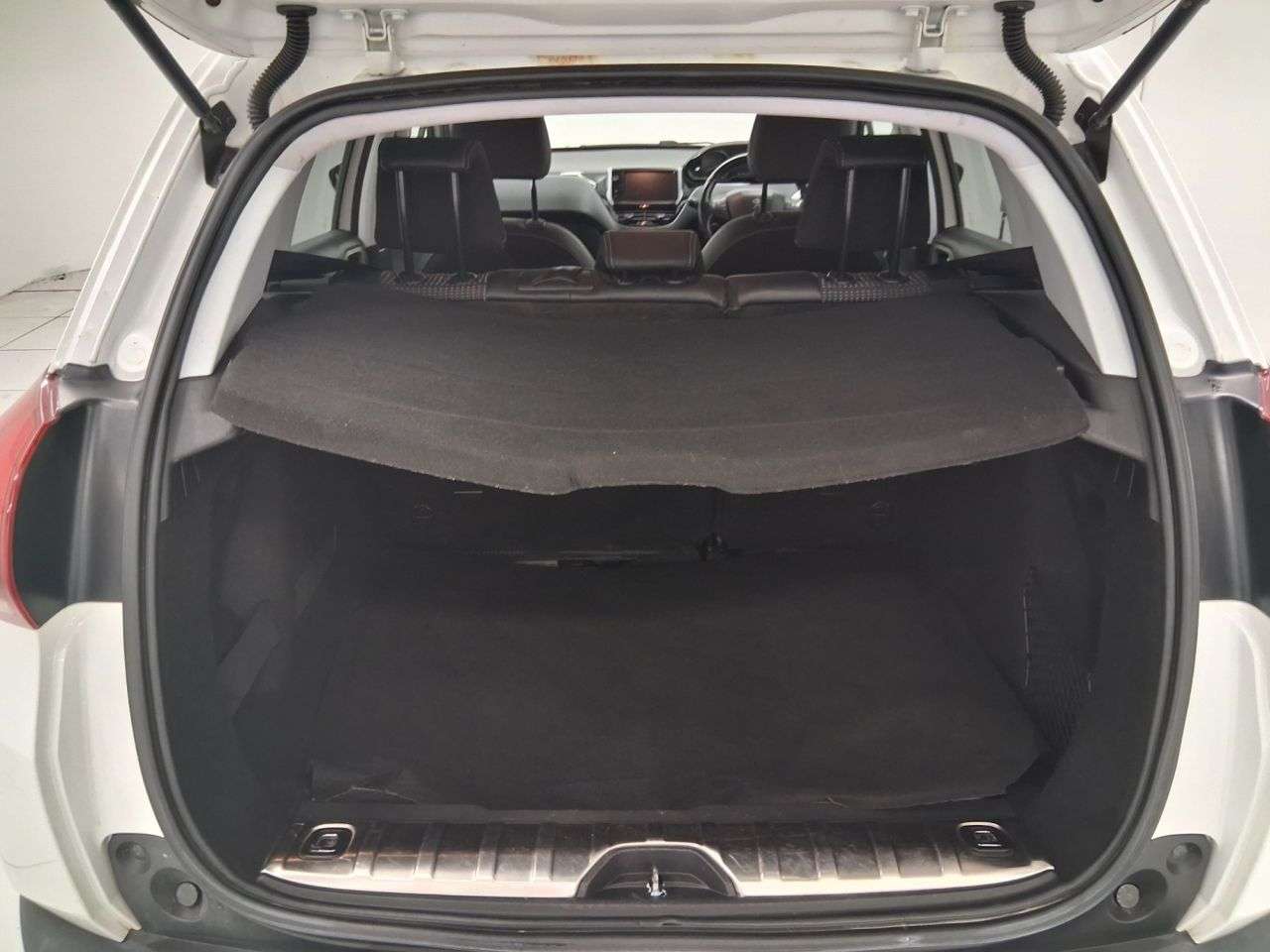 2017 PEUGEOT 2008 2017 PEUGEOT 2008