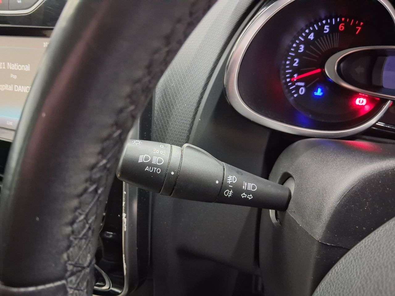 2016 RENAULT CLIO 2016 RENAULT CLIO