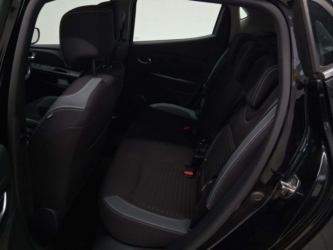 2016 RENAULT CLIO 2016 RENAULT CLIO