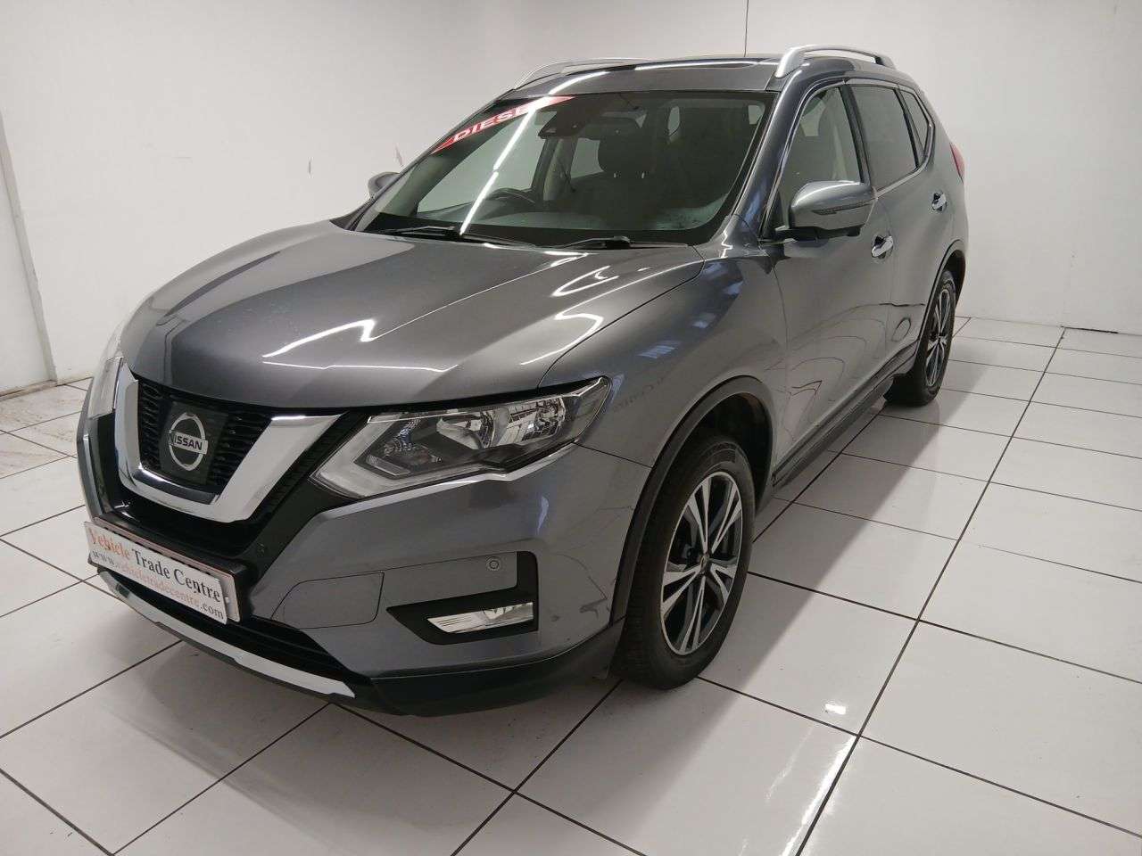 A 2017 NISSAN X-TRAIL 1.6 dCi N-Connecta SUV 5dr Diesel Manual Euro 6 (s/s) (130 ps) A 2017 NISSAN X-TRAIL 1.6 dCi N-Connecta SUV 5dr Diesel Manual Euro 6 (s/s) (130 ps)