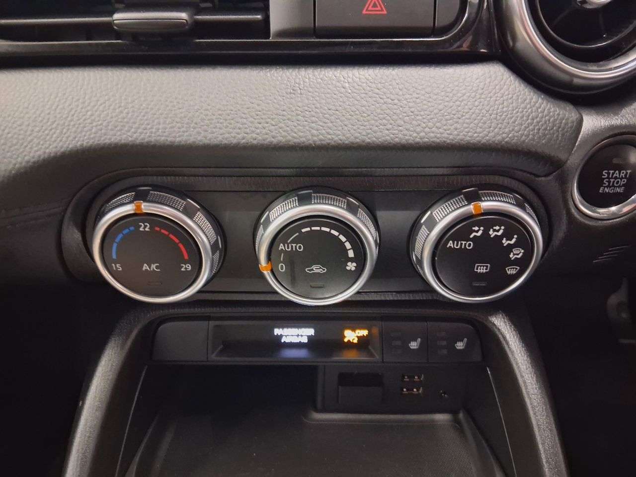 2017 FIAT 124 SPIDER 2017 FIAT 124 SPIDER