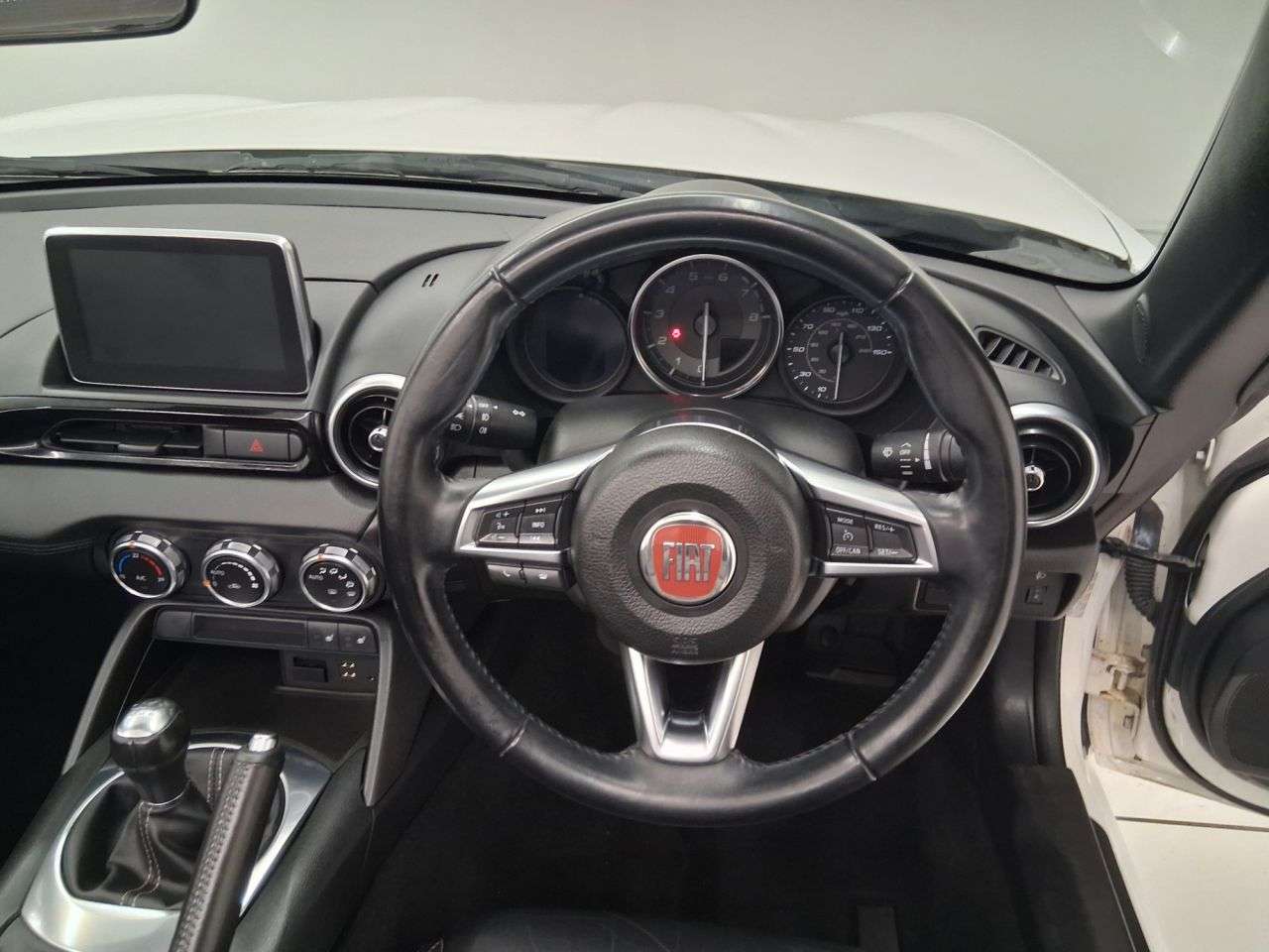 2017 FIAT 124 SPIDER 2017 FIAT 124 SPIDER