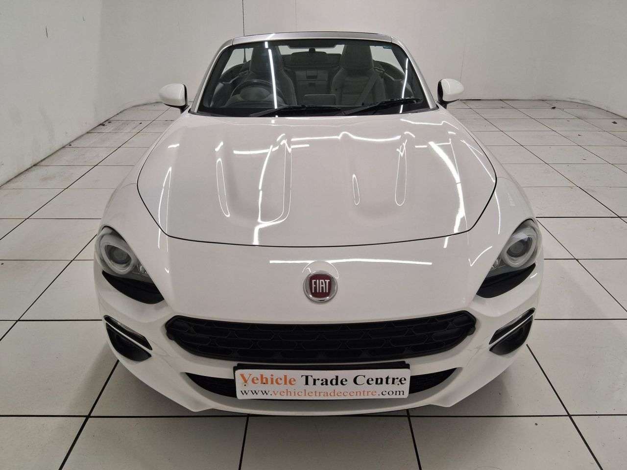 2017 FIAT 124 SPIDER 2017 FIAT 124 SPIDER