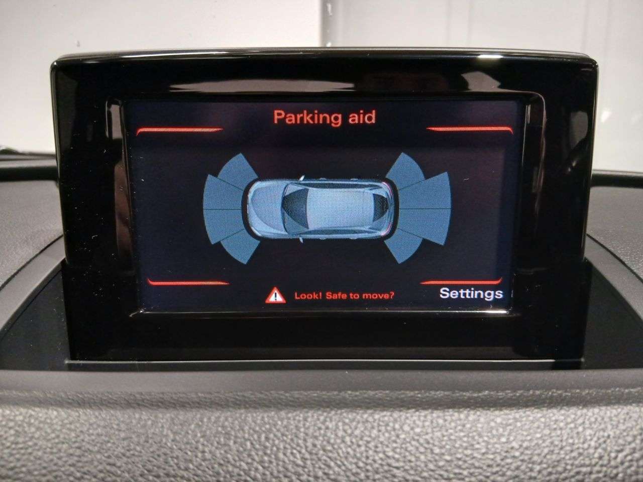 2016 AUDI Q3 2016 AUDI Q3