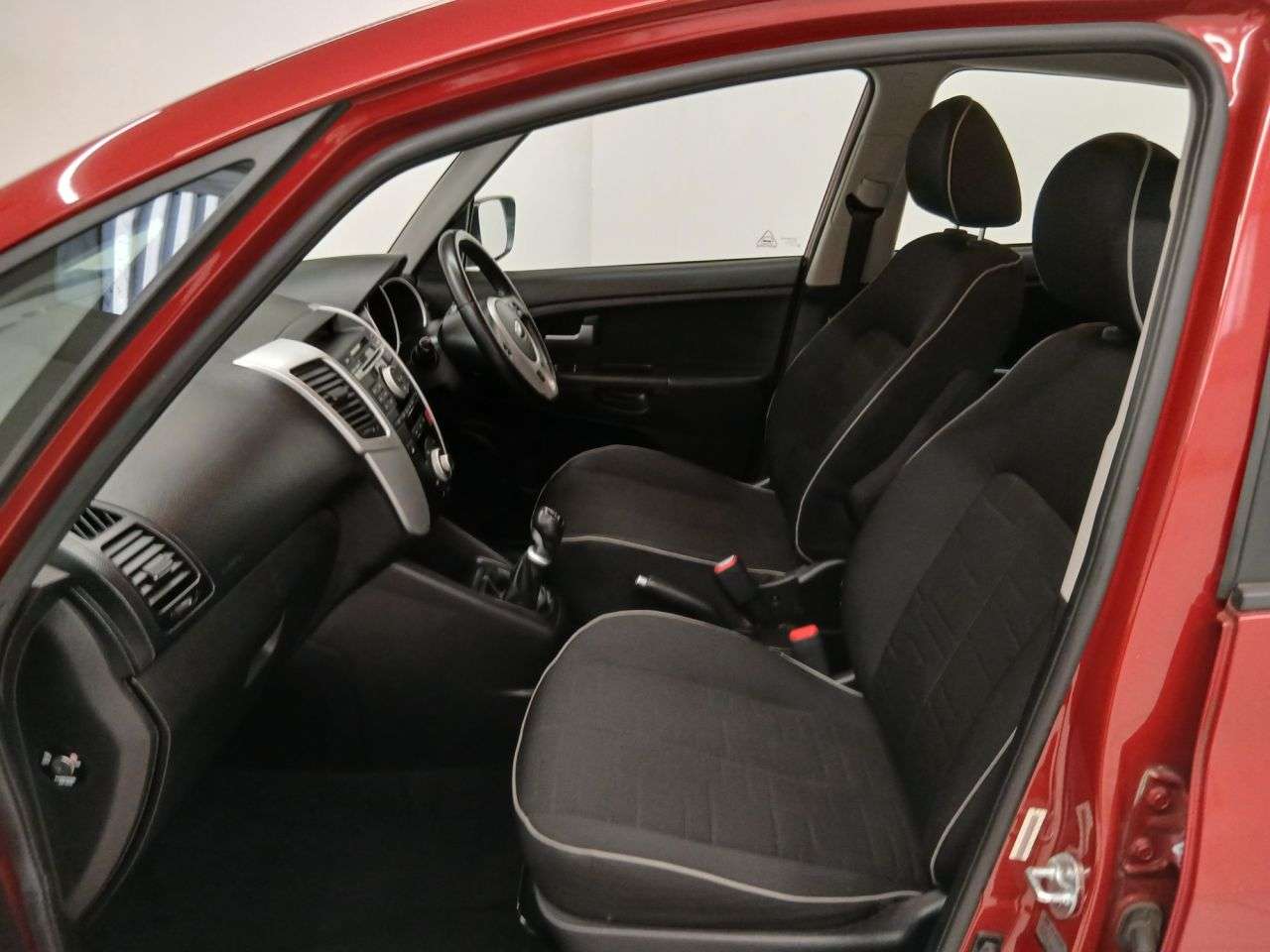 2014 KIA VENGA 2014 KIA VENGA