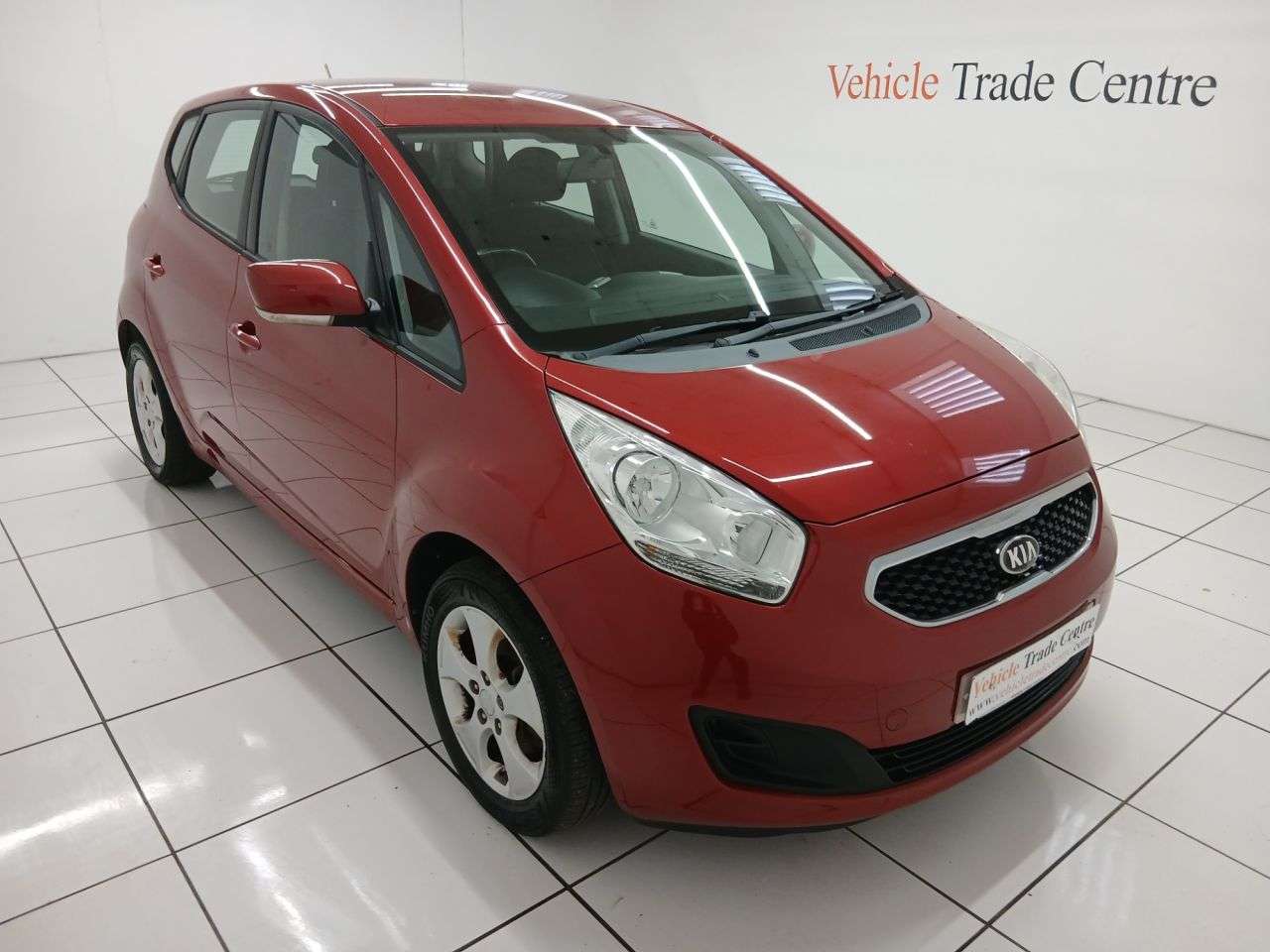 A 2014 KIA VENGA 1.4 EcoDynamics 2 MPV 5dr Petrol Manual Euro 5 (s/s) (89 bhp) A 2014 KIA VENGA 1.4 EcoDynamics 2 MPV 5dr Petrol Manual Euro 5 (s/s) (89 bhp)