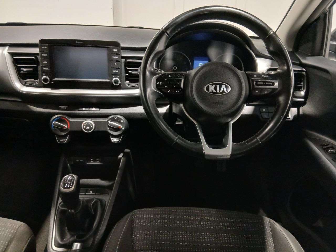 2018 KIA STONIC 2018 KIA STONIC