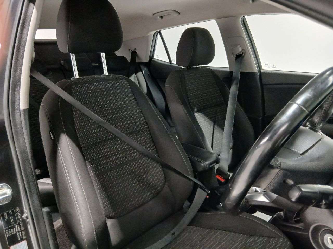 2018 KIA STONIC 2018 KIA STONIC