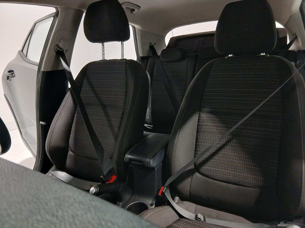 2018 KIA STONIC 2018 KIA STONIC