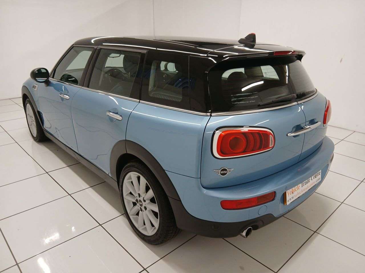 2018 MINI CLUBMAN 2018 MINI CLUBMAN