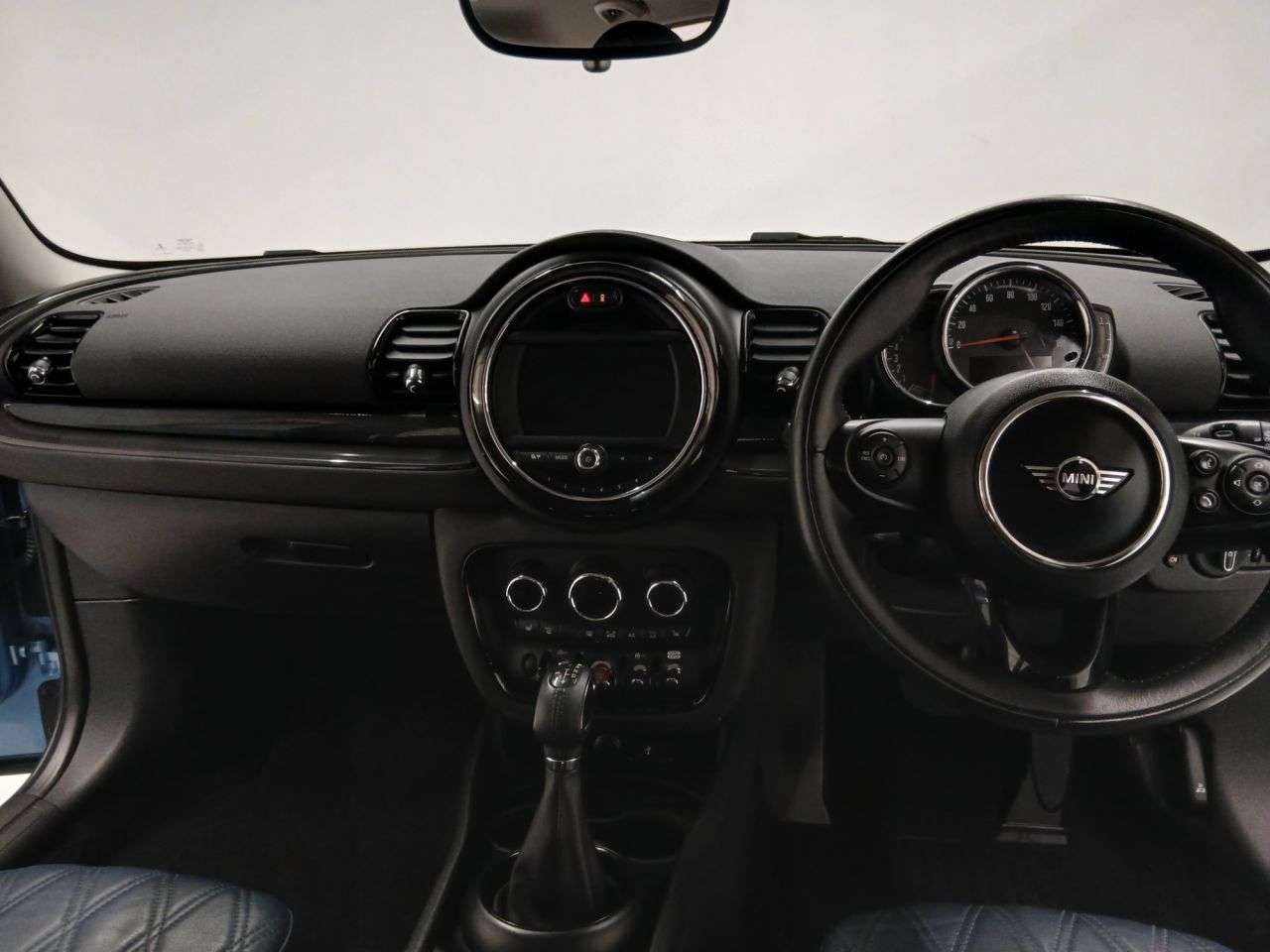 2018 MINI CLUBMAN 2018 MINI CLUBMAN