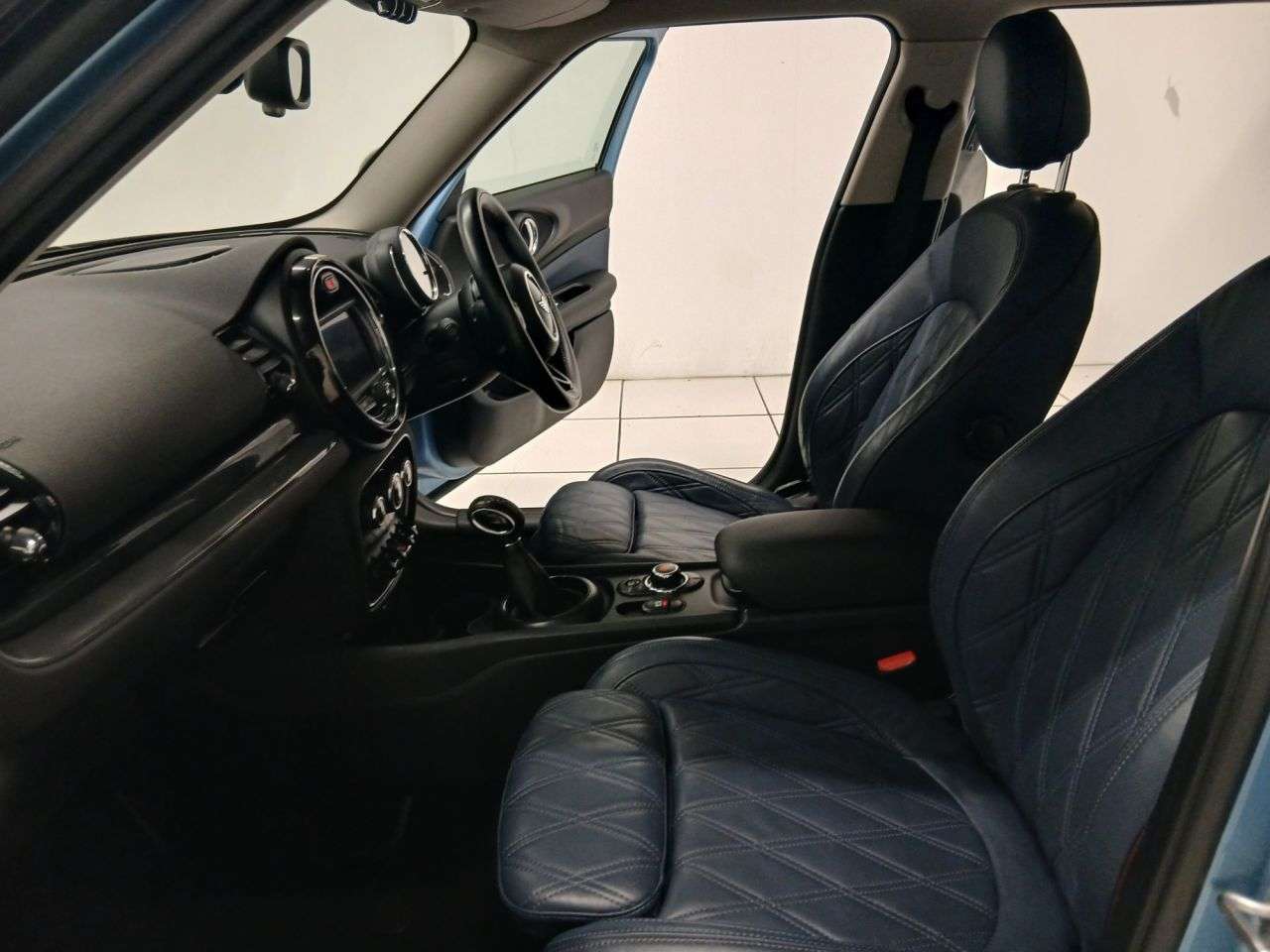 2018 MINI CLUBMAN 2018 MINI CLUBMAN