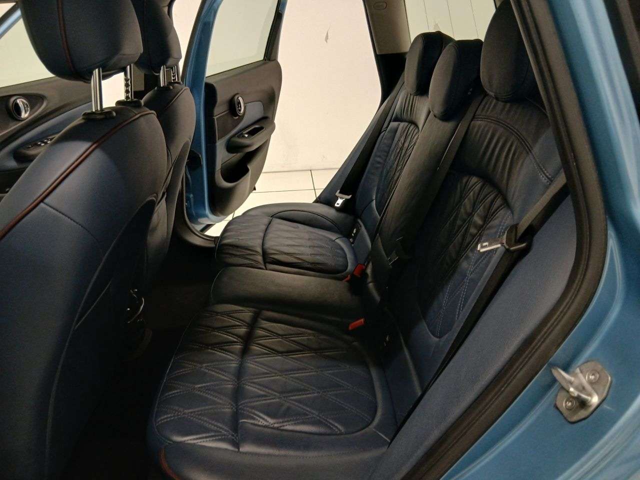 2018 MINI CLUBMAN 2018 MINI CLUBMAN