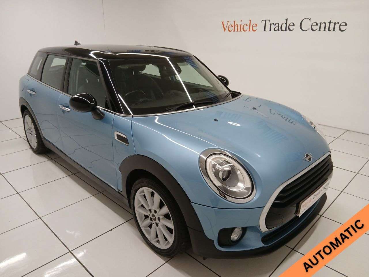 A 2018 MINI CLUBMAN 1.5 Cooper Estate 6dr Petrol Auto Euro 6 (s/s) (136 ps) A 2018 MINI CLUBMAN 1.5 Cooper Estate 6dr Petrol Auto Euro 6 (s/s) (136 ps)