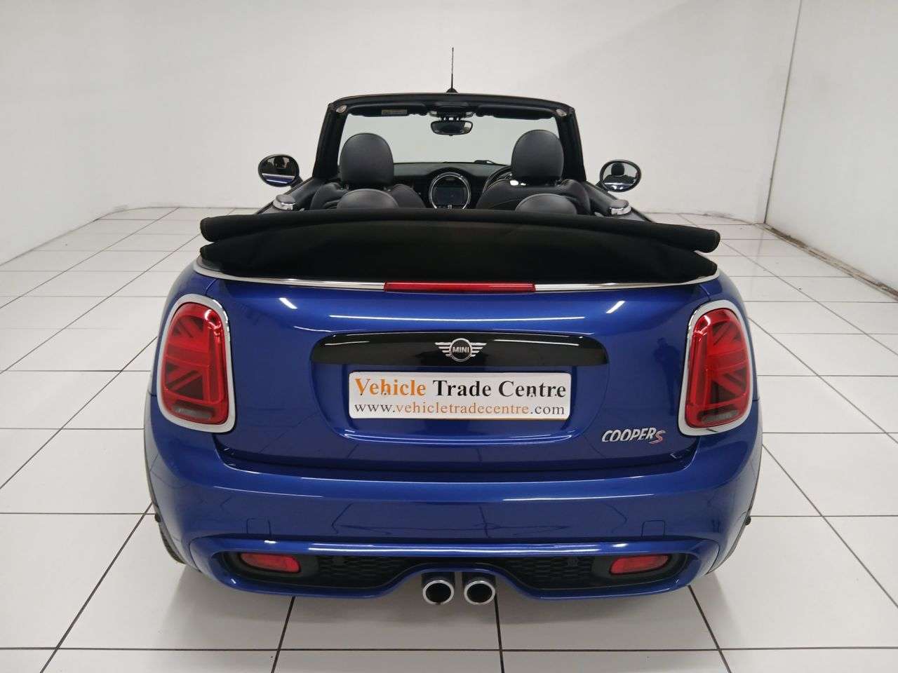 2018 MINI CONVERTIBLE 2018 MINI CONVERTIBLE