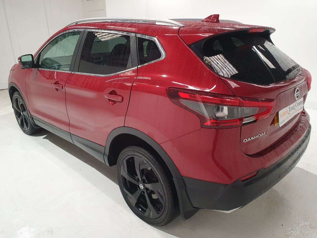 A 2018 NISSAN QASHQAI 1.2 DIG-T Tekna SUV 5dr Petrol Manual Euro 6 (s/s) (115 ps) A 2018 NISSAN QASHQAI 1.2 DIG-T Tekna SUV 5dr Petrol Manual Euro 6 (s/s) (115 ps)