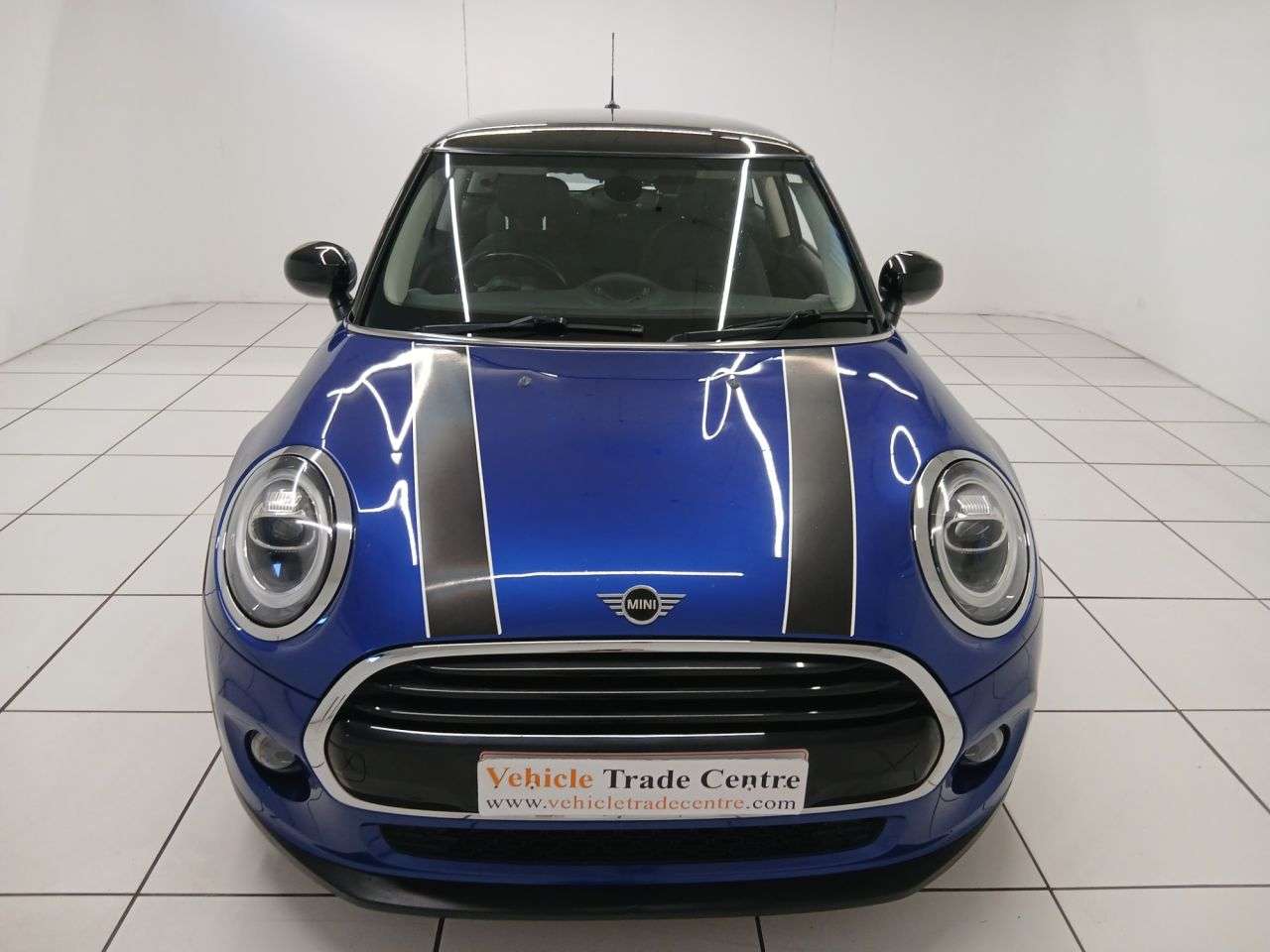 A 2020 MINI HATCH 1.5 Cooper Classic Hatchback 3dr Petrol Manual Euro 6 (s/s) (136 ps) A 2020 MINI HATCH 1.5 Cooper Classic Hatchback 3dr Petrol Manual Euro 6 (s/s) (136 ps)