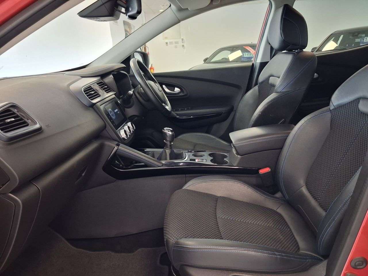 2019 RENAULT KADJAR 2019 RENAULT KADJAR