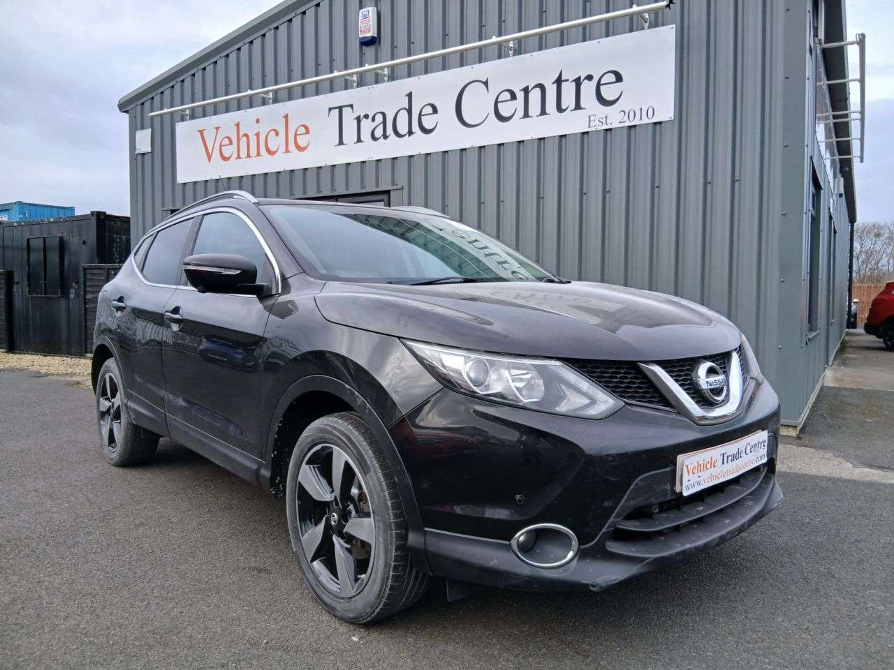 A 2016 NISSAN QASHQAI 1.5 dCi N-Connecta SUV 5dr Diesel Manual 2WD Euro 6 (s/s) (110 ps) A 2016 NISSAN QASHQAI 1.5 dCi N-Connecta SUV 5dr Diesel Manual 2WD Euro 6 (s/s) (110 ps)