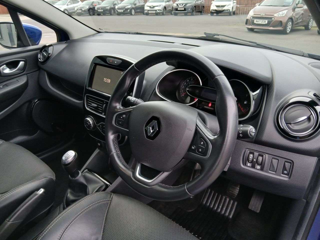2018 RENAULT CLIO 2018 RENAULT CLIO
