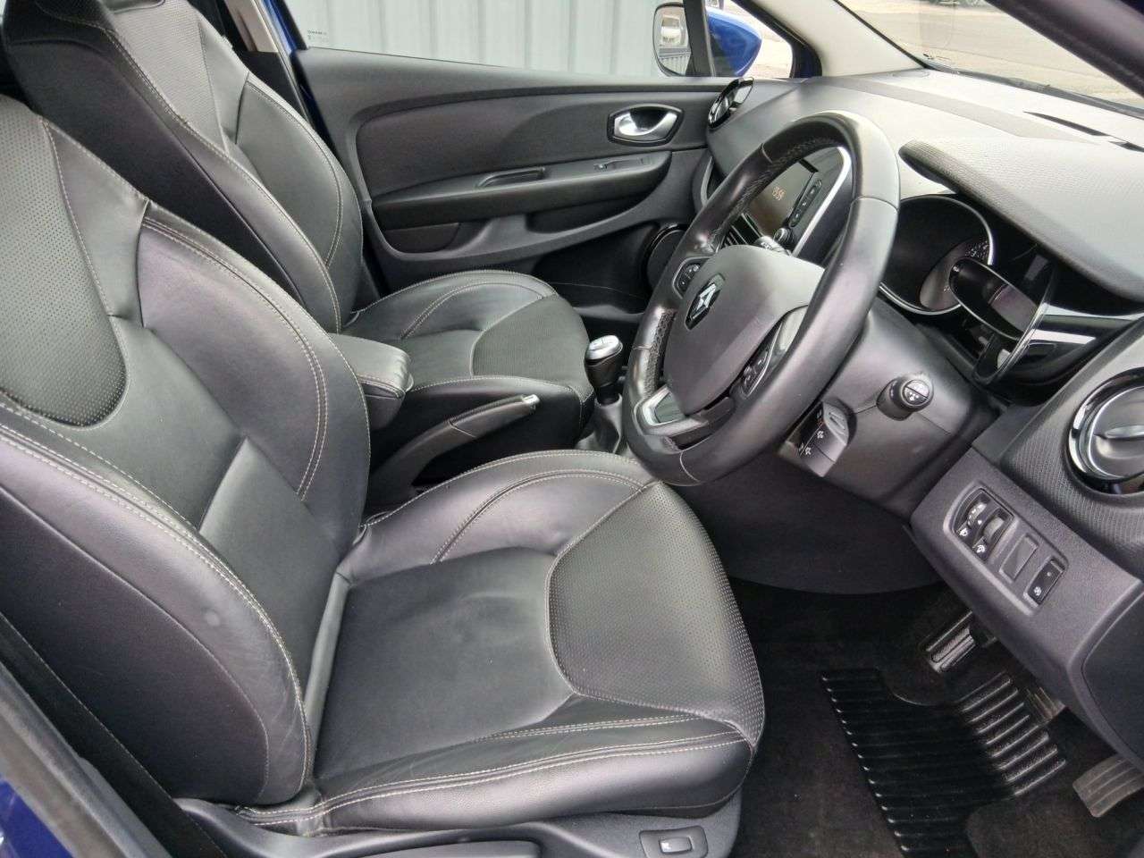 2018 RENAULT CLIO 2018 RENAULT CLIO