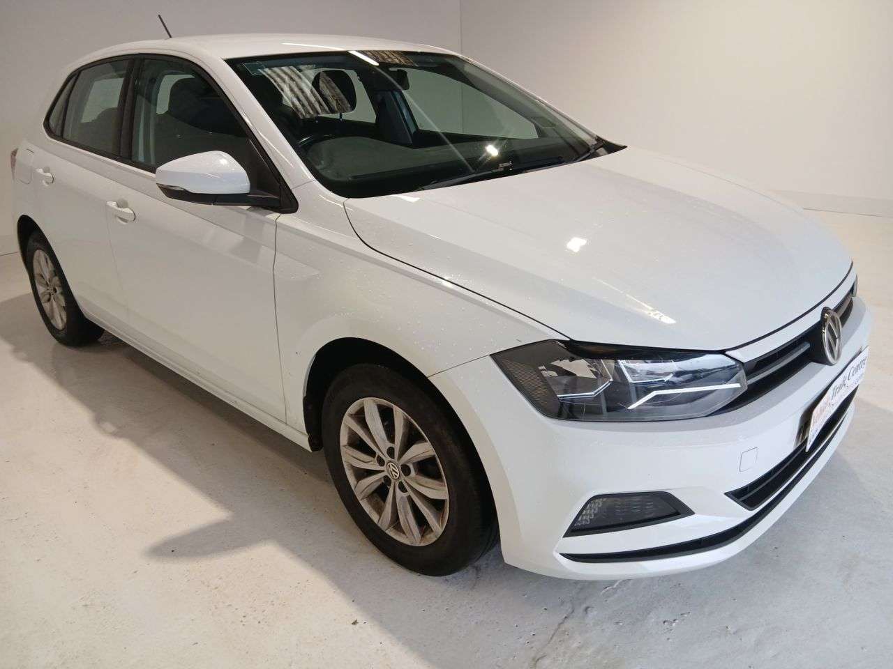 A 2018 VOLKSWAGEN POLO 1.0 TSI SE Hatchback 5dr Petrol Manual Euro 6 (s/s) (95 ps) A 2018 VOLKSWAGEN POLO 1.0 TSI SE Hatchback 5dr Petrol Manual Euro 6 (s/s) (95 ps)