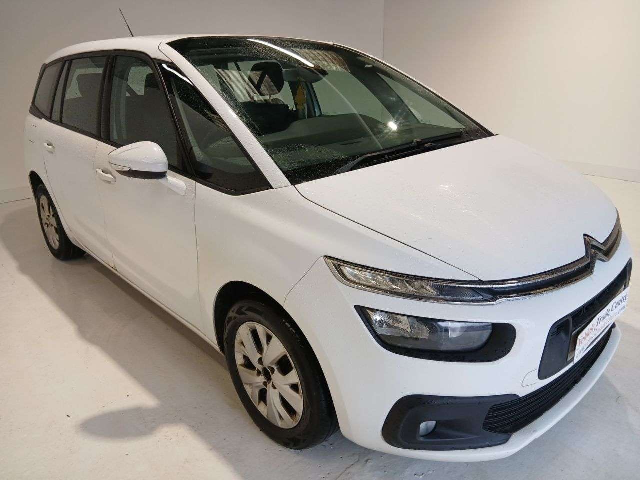 A 2016 CITROEN GRAND C4 PICASSO 1.6 BlueHDi Touch Edition MPV 5dr Diesel Manual Euro 6 (s/s) (120 ps) A 2016 CITROEN GRAND C4 PICASSO 1.6 BlueHDi Touch Edition MPV 5dr Diesel Manual Euro 6 (s/s) (120 ps)